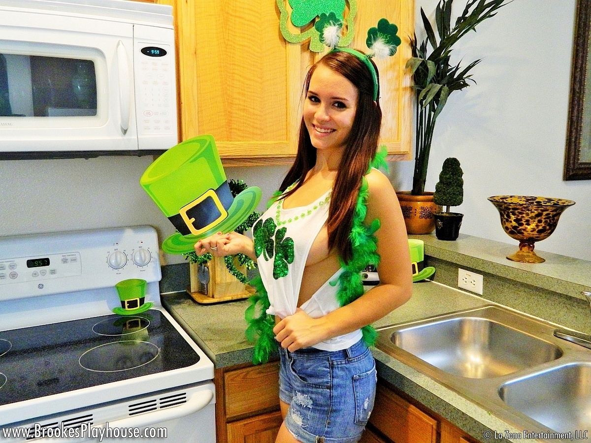 Brookes Playhouse #2