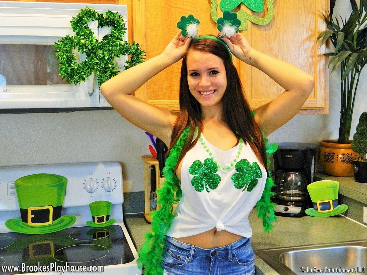 Brookes Playhouse #3