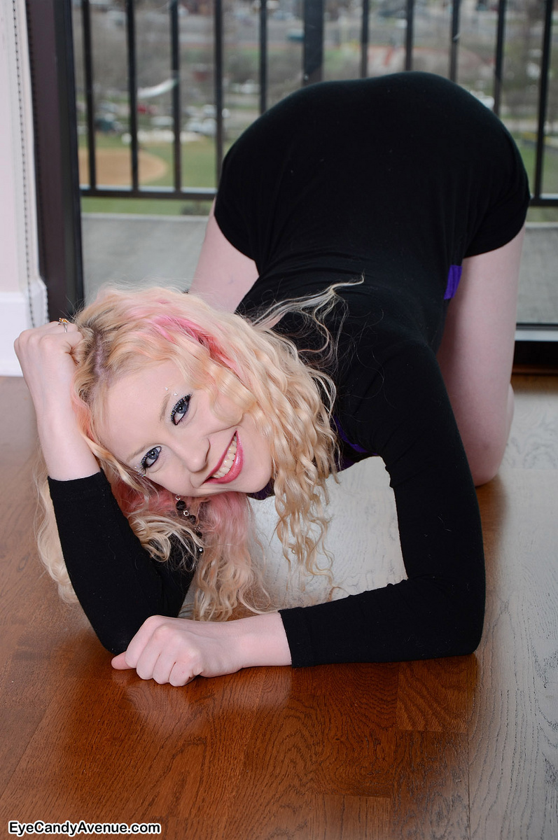 Eye Candy Avenue #10