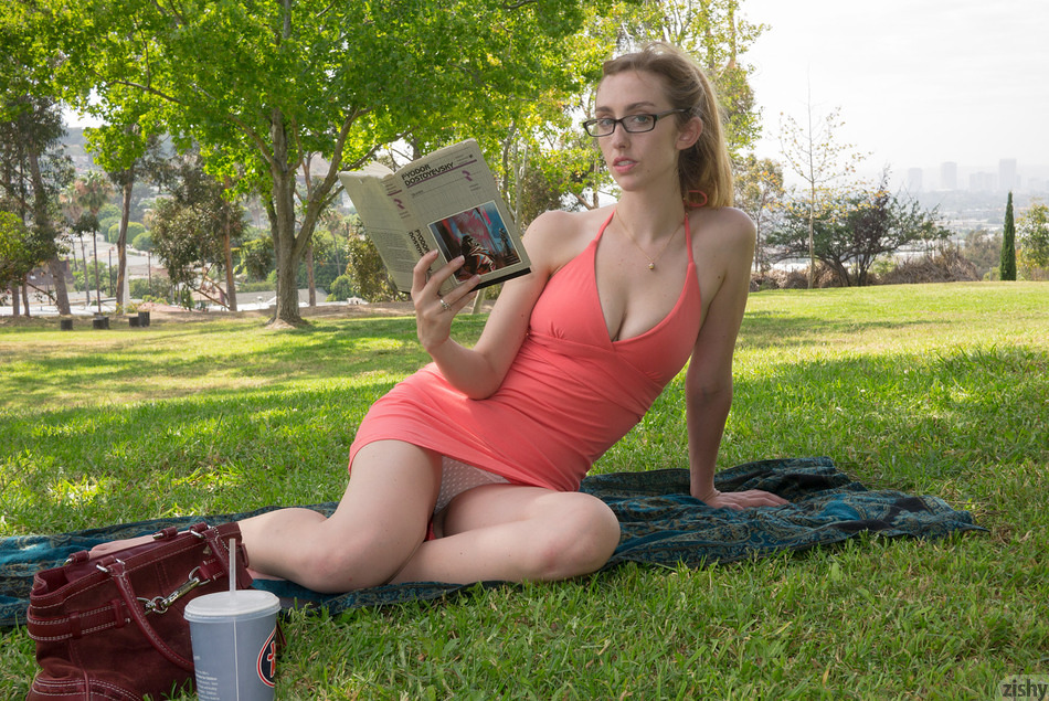 Dickforlily long hair redhead sissy