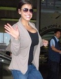 Wendy 4 casual hottie at the airport